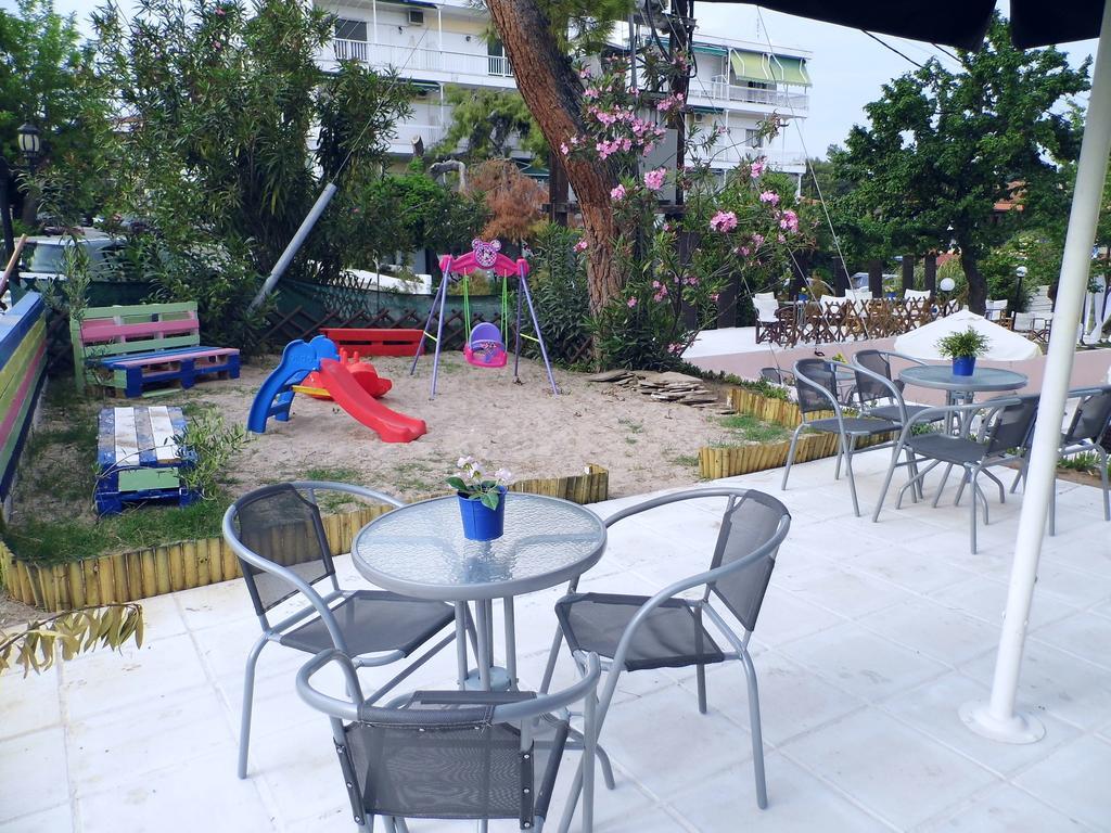 Golden Beach Hotel Metamórfosi Eksteriør bilde